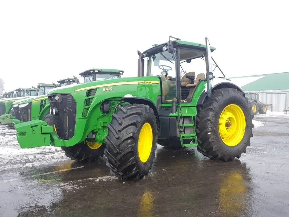 Джон Дір (John Deere) 8430